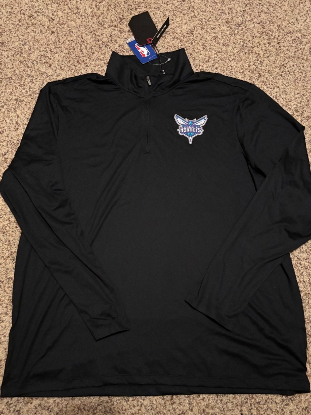 Charlotte Hornets Antigua Men's Black Intent Quarter-Zip Top size XL